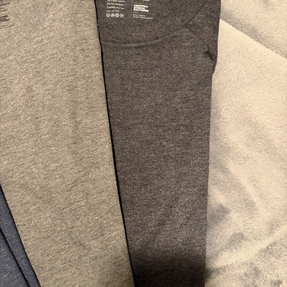 Fresh Clean Threads Mens T Shirts - Pack of 5 Assorted Colors Size Med Brand New - Picture 4 of 7